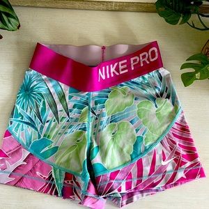 NIKE Pro spandex shorts